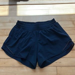 Lululemon Hotty Hot Low Rise Short